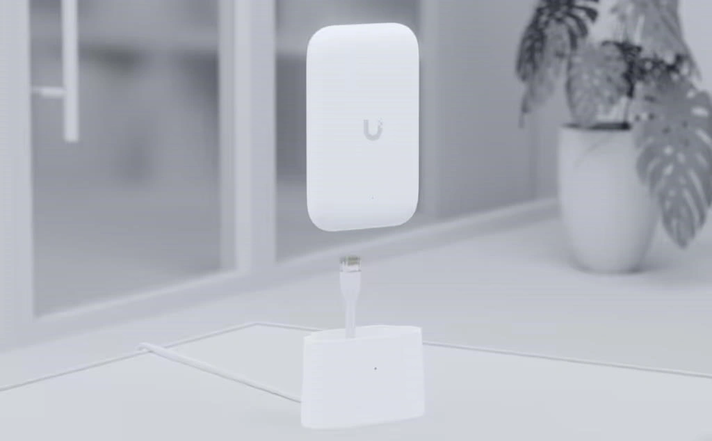 Ubiquiti UK Ultra Omni