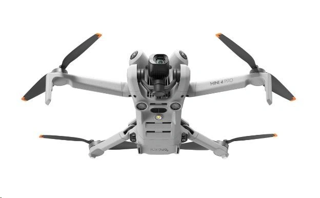 Dron DJI Mini 4 Pro Fly More Combo (DJI RC 2) šedý