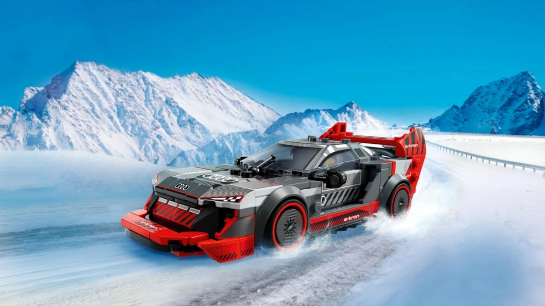 LEGO Speed Champions 76921 Závodní auto Audi S1 E-tron Quattro