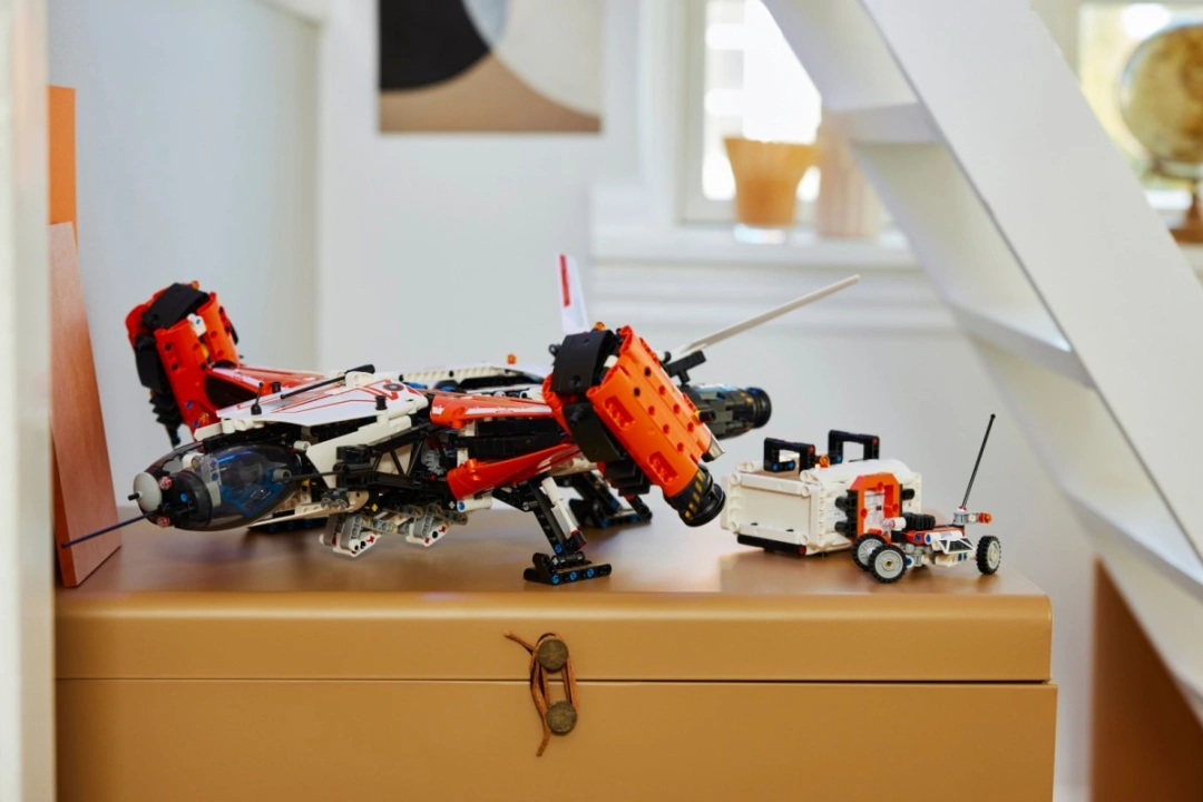 LEGO Technic 42181 VTOL Vesmírná loď na přepravu těžkého nákladu LT81