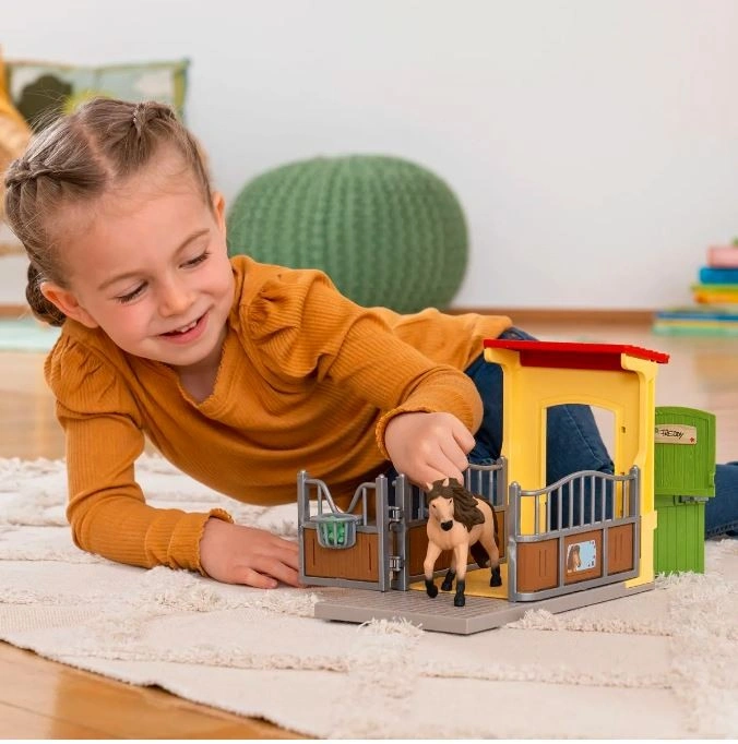 Schleich 42609 Box pro poníky s hřebcem islandského poníka