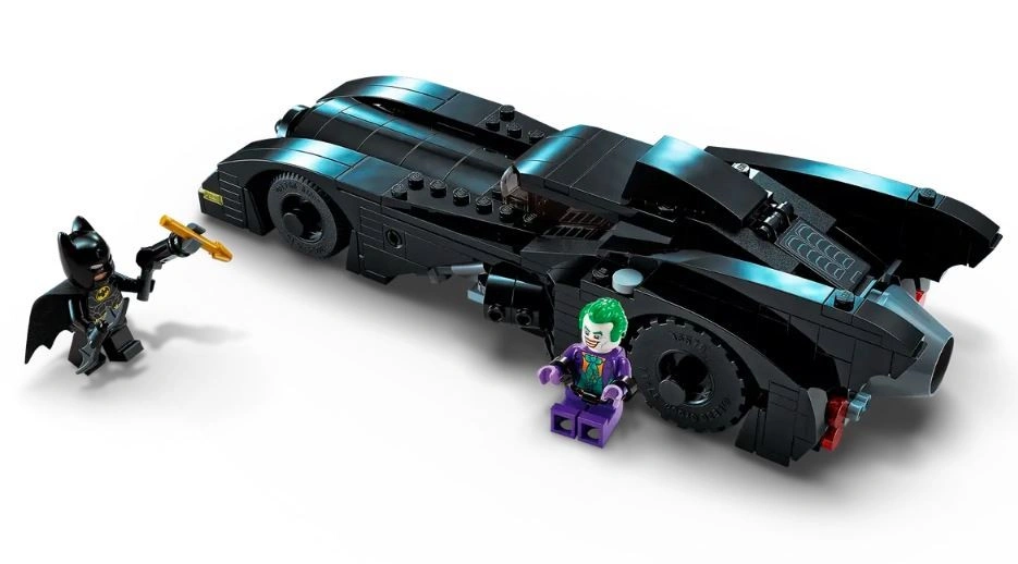 LEGO DC Batman 76224 Batman vs. Joker: Honička v Batmobilu