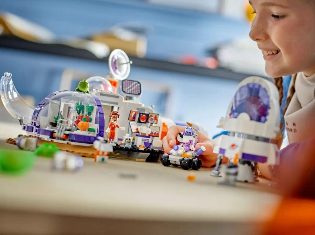 LEGO Friends 42605 Základna na Marsu a raketa