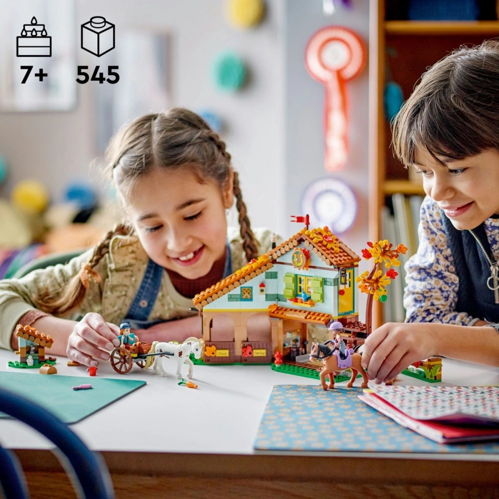 LEGO Friends 41745 Autumn a její koňská stáj