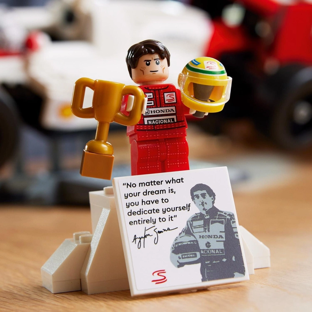 LEGO Icons 10330 McLaren MP4/4, Ayrton Senna