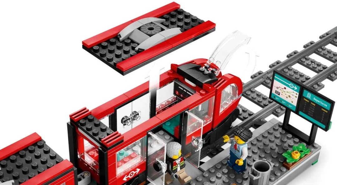 LEGO City 60423 Tramvaj a zastávka v centru města