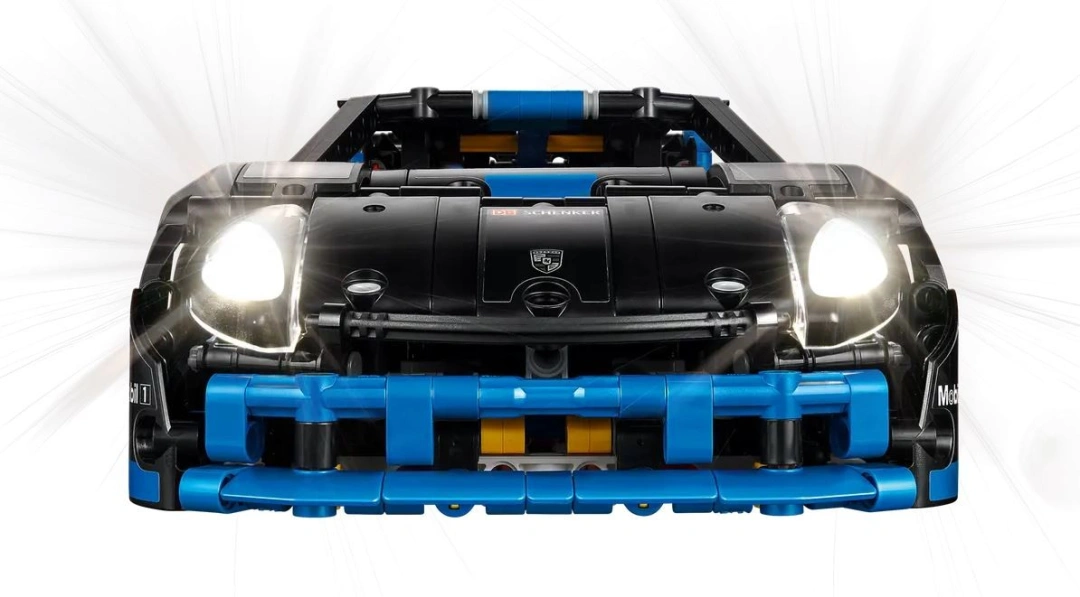 LEGO Technic 42176 Porsche GT4 e-Performance