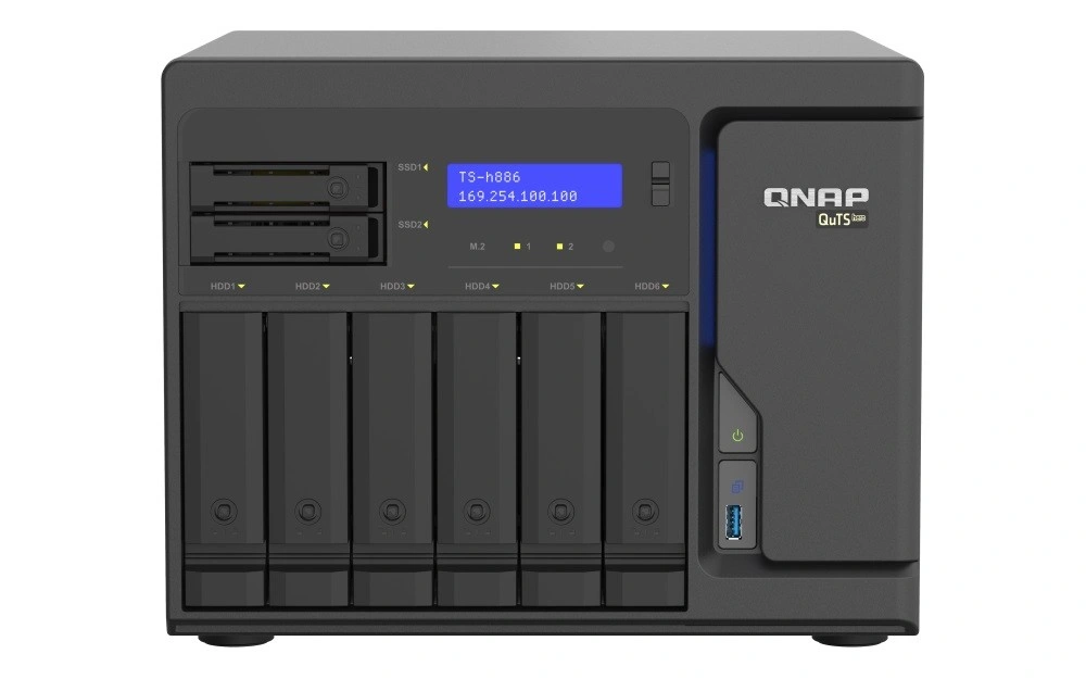 QNAP TS-873A-8G + QSW-1105-5T