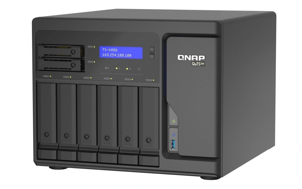 QNAP TS-873A-8G + QSW-1105-5T