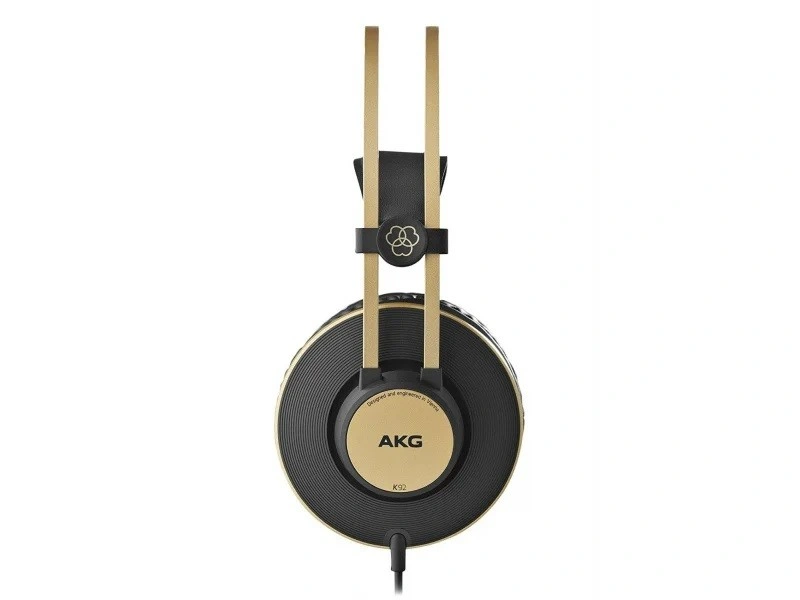 AKG K92