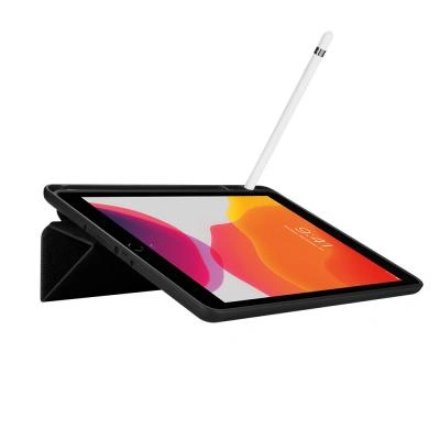 Spigen ochranný kryt Urban Fit pro iPad 10.2" 2021/2020/2019, černá