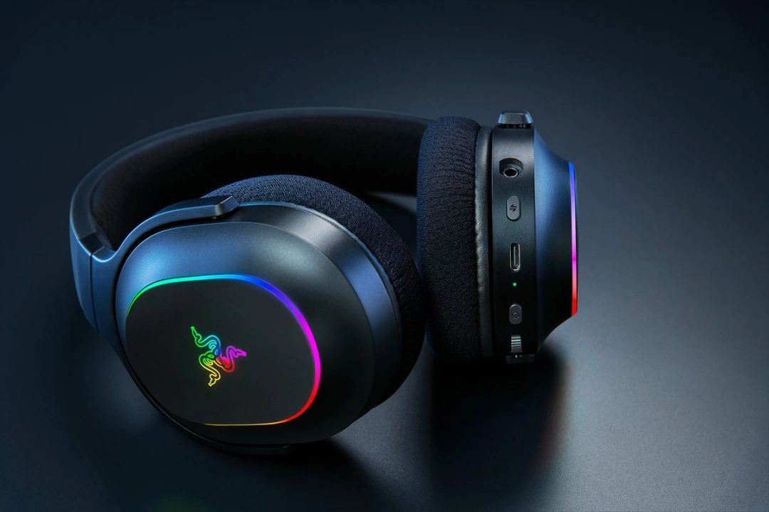 Razer Herní sluchátka Barracuda X Chroma RZ04-05220100-R3M1