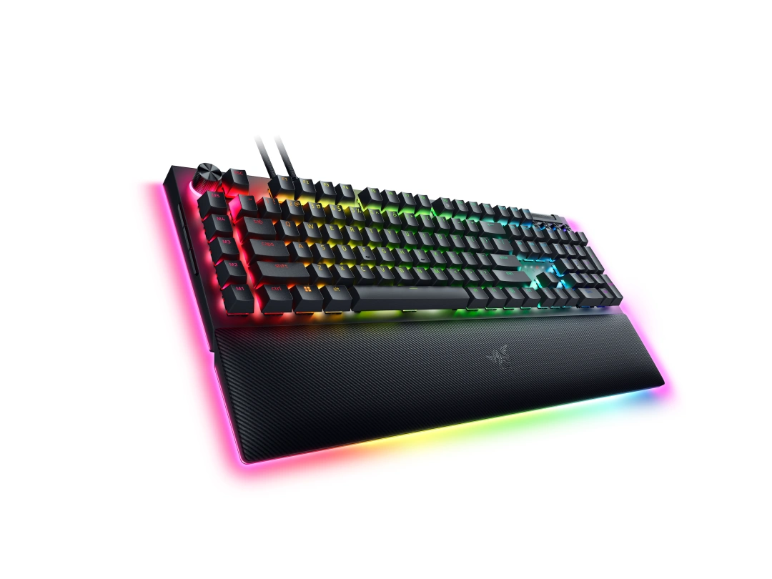 Razer BlackWidow V4 Pro (RZ03-04681800-R3M1), Yellow Switch, US Layout, černá