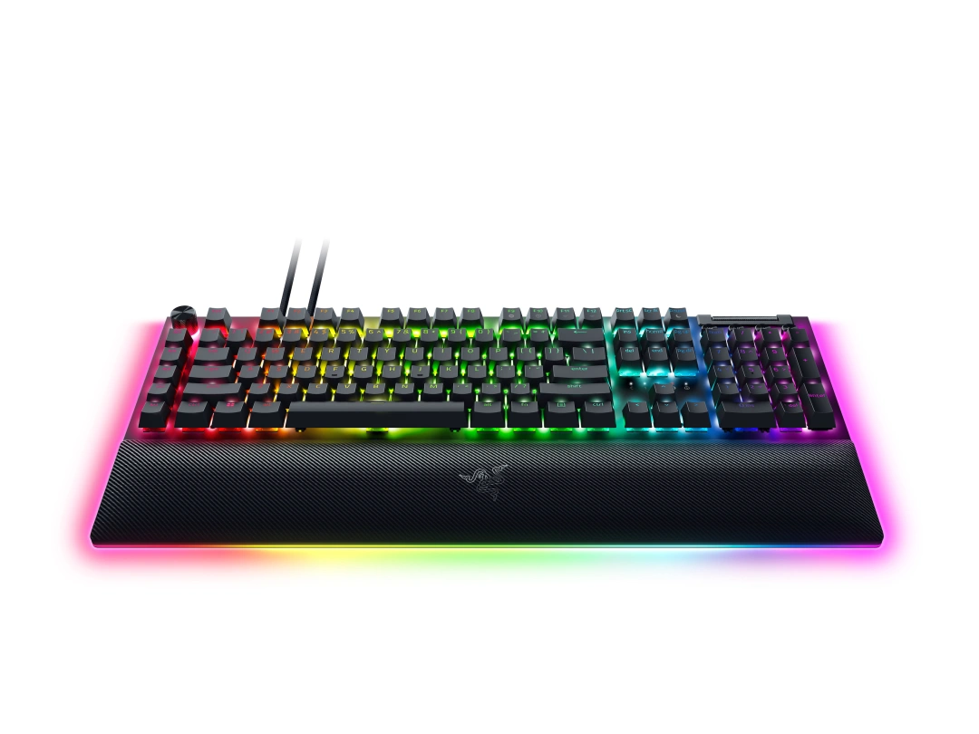 Razer BlackWidow V4 Pro (RZ03-04681800-R3M1), Yellow Switch, US Layout, černá