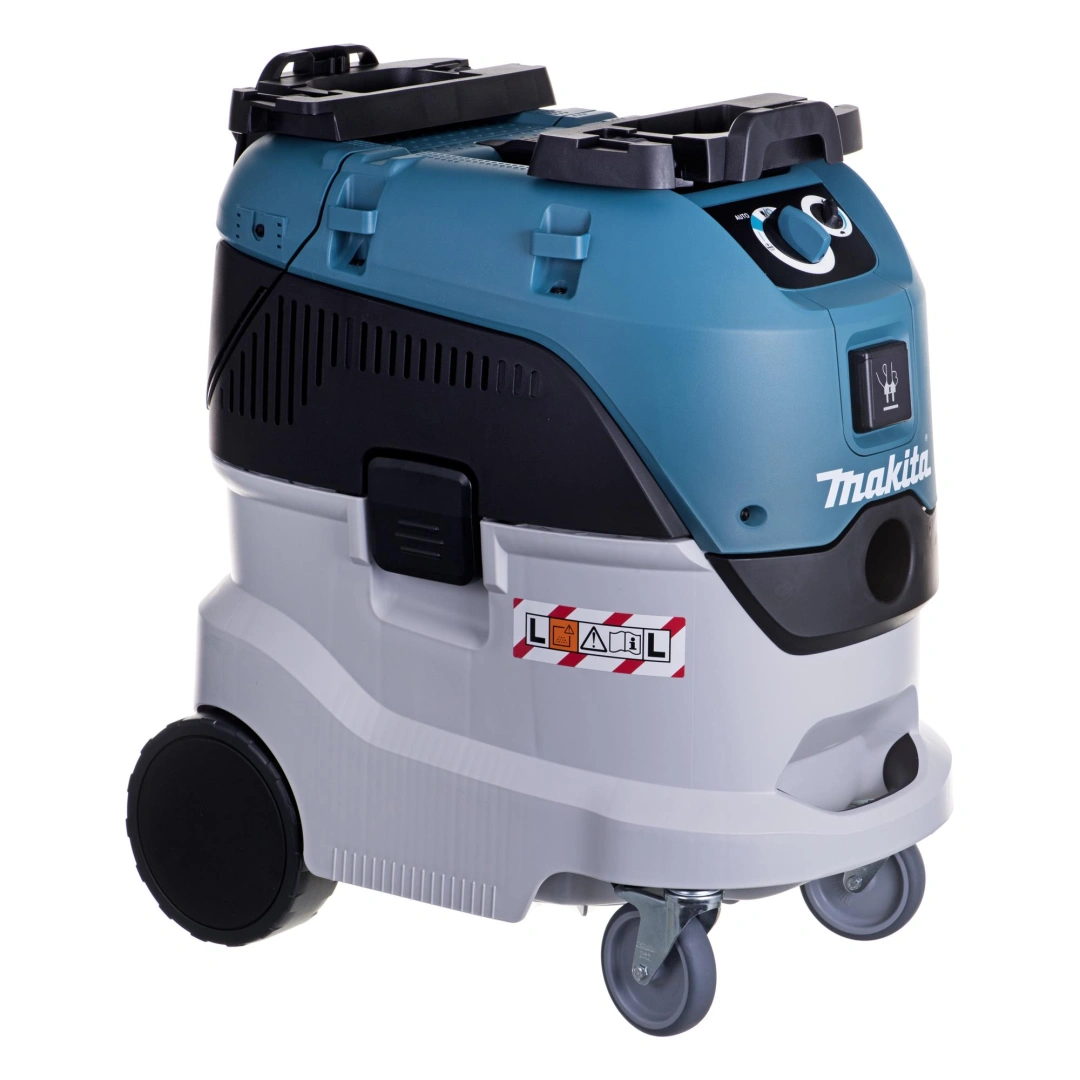 Makita VC4210L