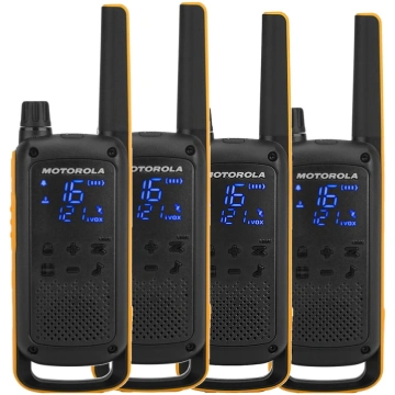 Motorola TLKR T82 Extreme Quad Pack