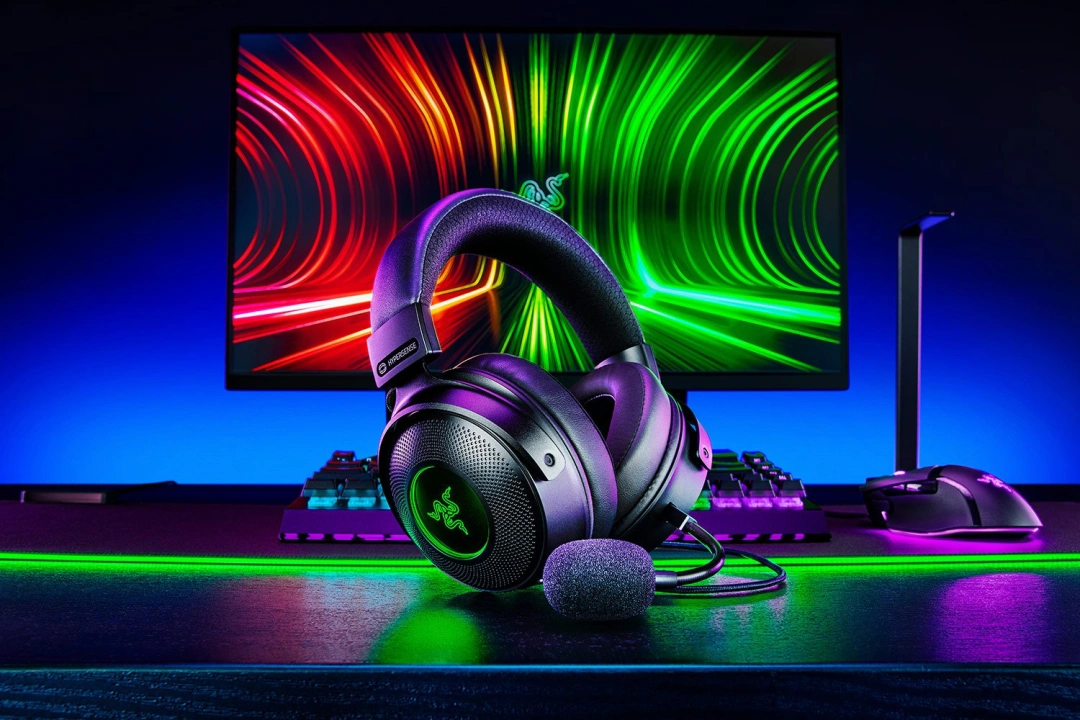 Razer Kraken V3 Hypersense, černá