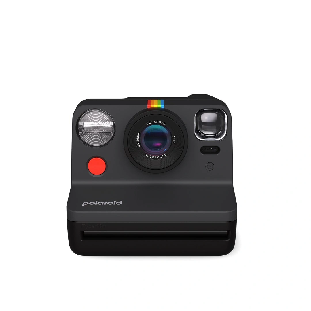 Polaroid Now, Black