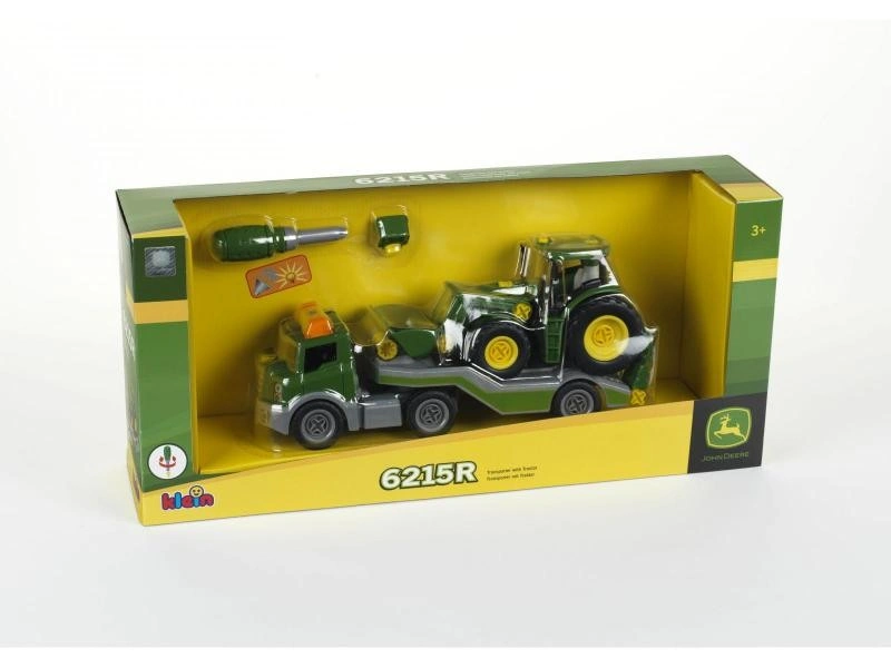 Traktor John Deere na transportéru 14 cm