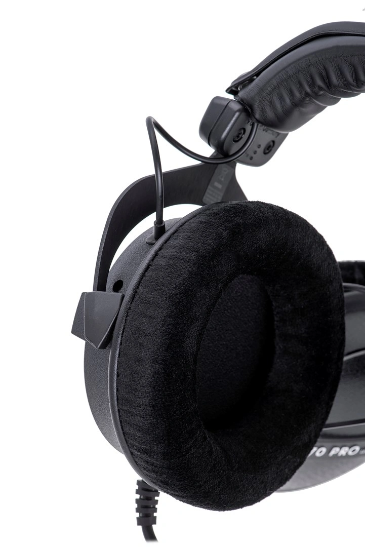 Beyerdynamic DT 770 PRO 250 OHM Black Limited Edition