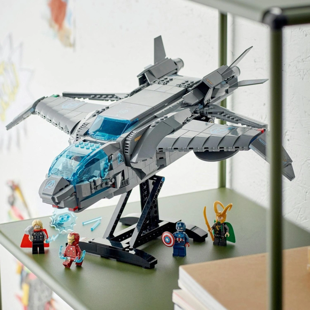 LEGO Marvel 76248 Stíhačka Avengers Quinjet