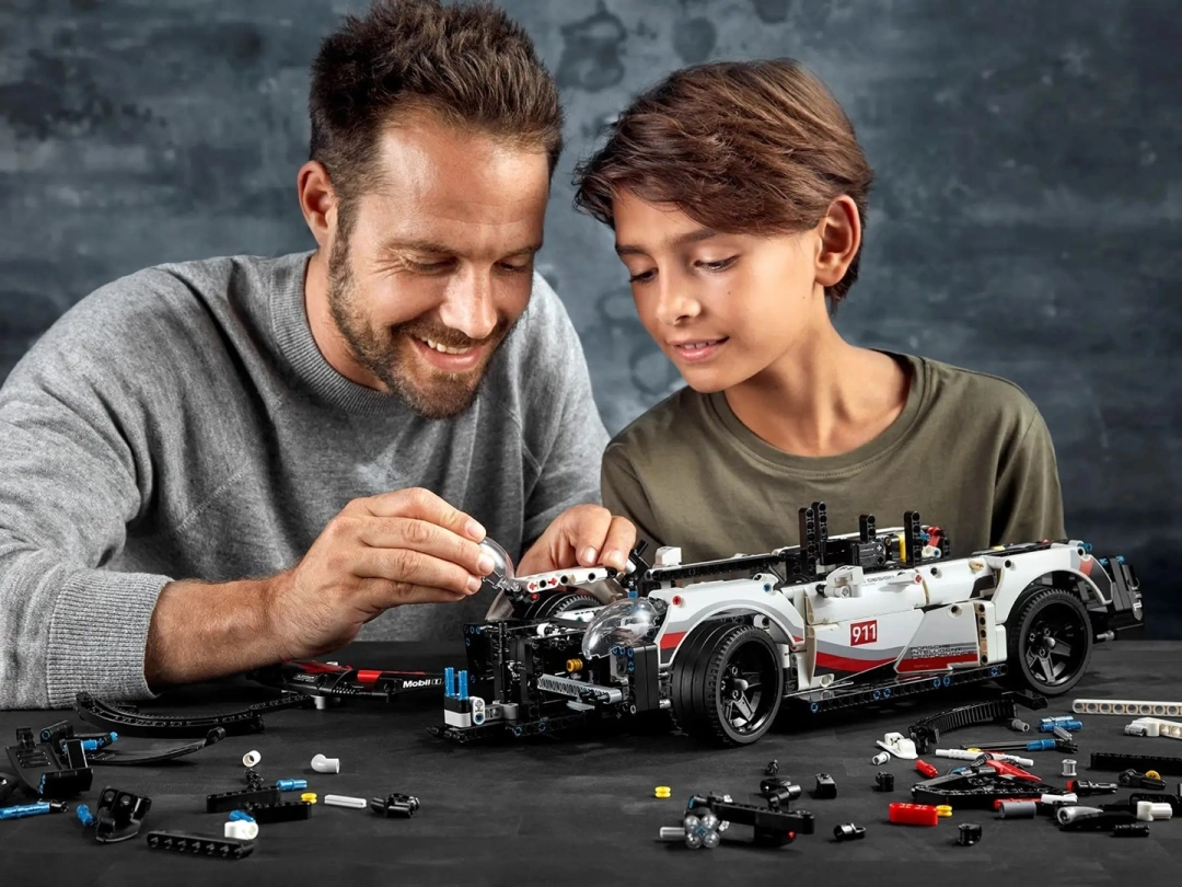 LEGO TECHNIC 42096 PORSCHE 911 RSR