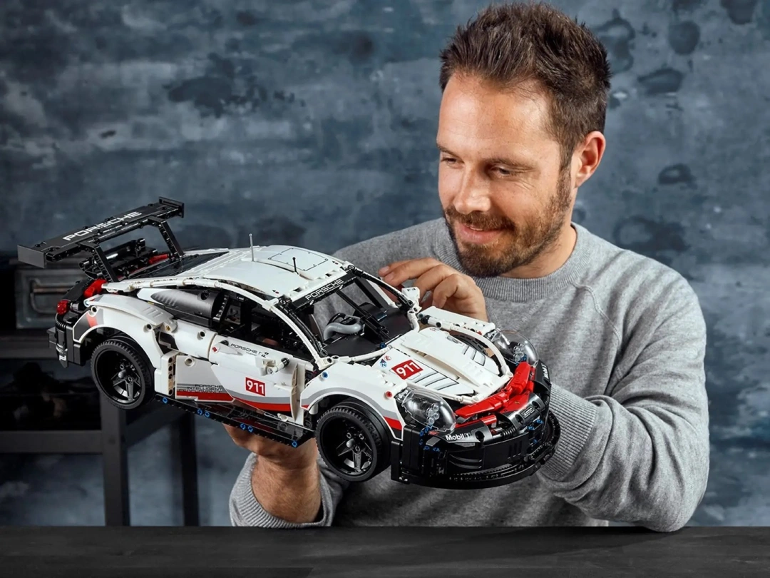 LEGO TECHNIC 42096 PORSCHE 911 RSR