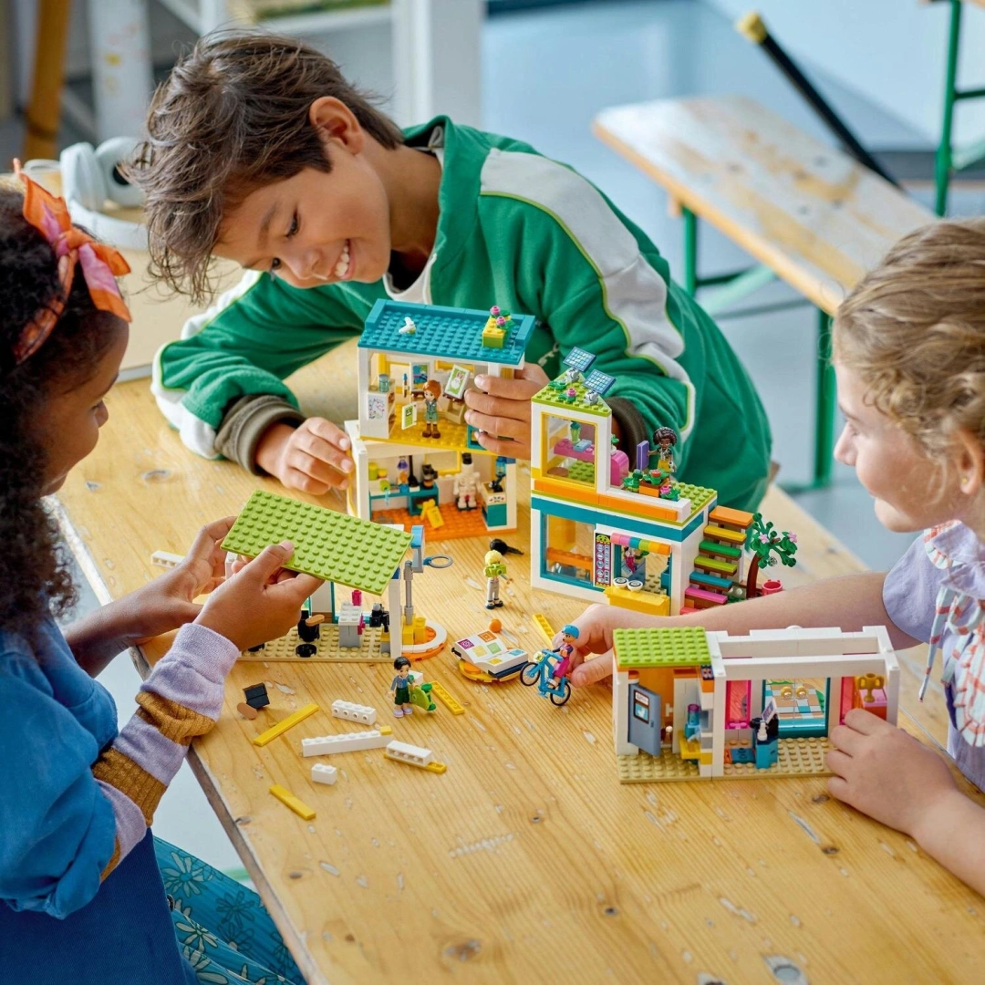 LEGO Friends 41731 Mezinárodní škola v městečku Heartlake