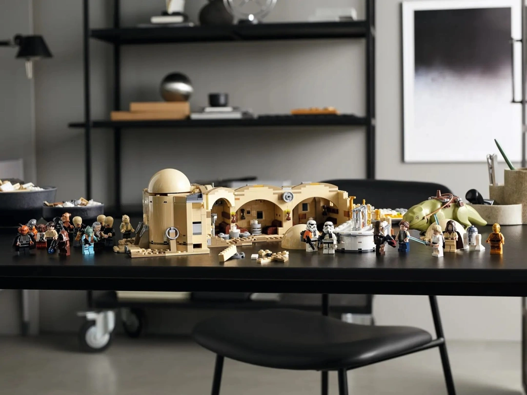 LEGO Star Wars 75290 Kantýna Mos Eisley