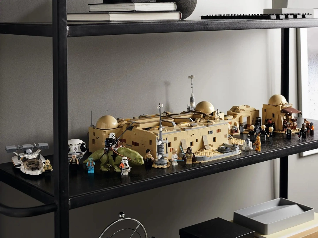 LEGO Star Wars 75290 Kantýna Mos Eisley