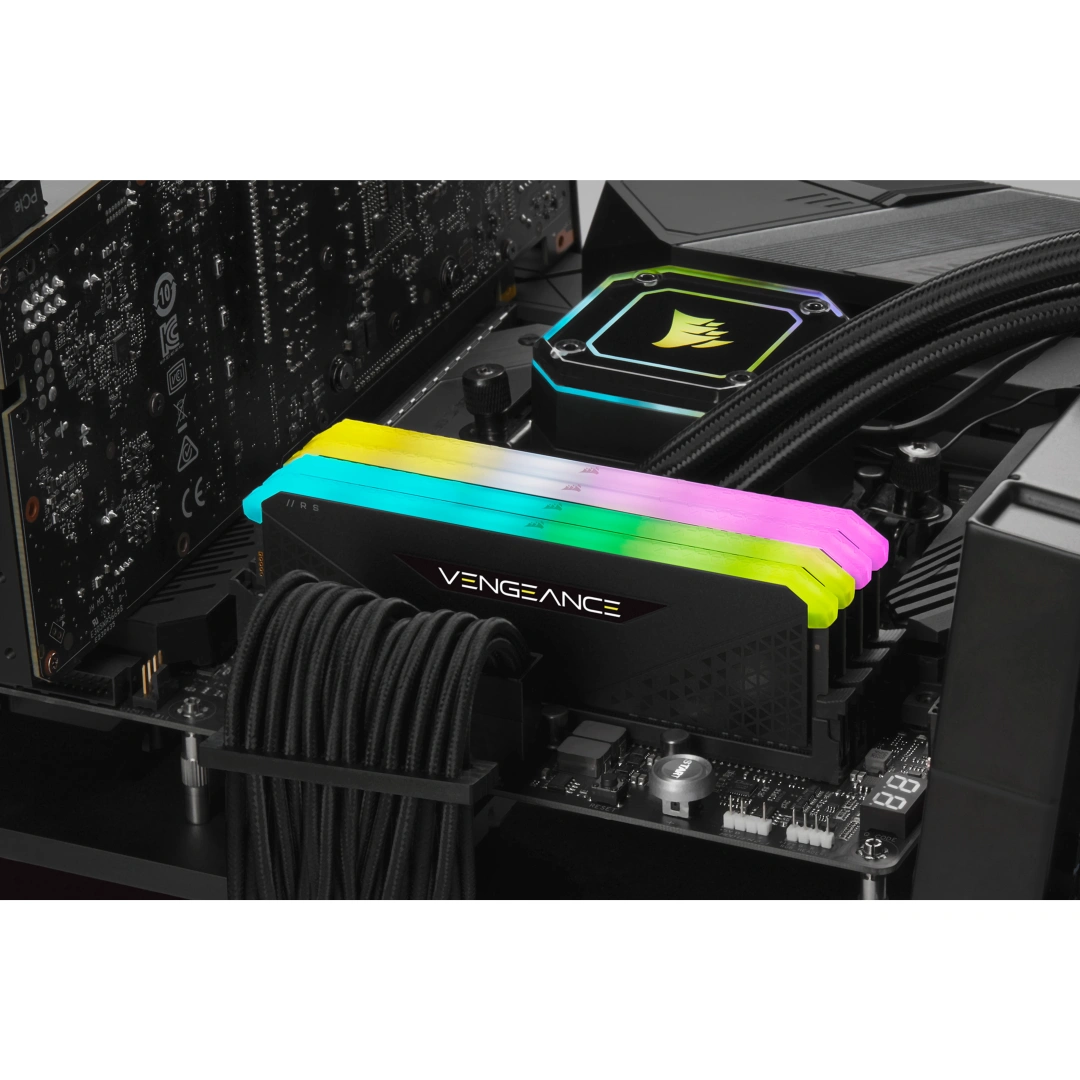 Corsair DDR4 32GB 3600 CL18