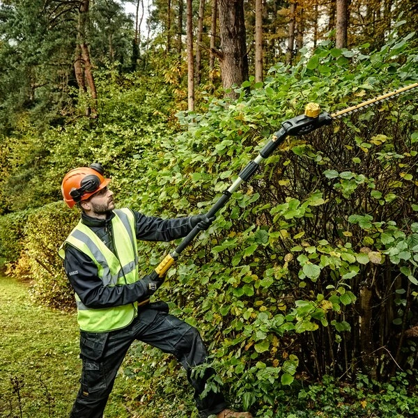 DeWalt 18V DCMPH566N BODY akumulátorové nůžky na živý plot