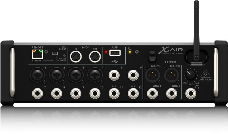 Behringer XR12