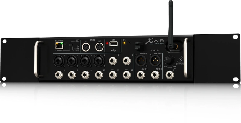 Behringer XR12