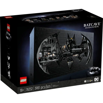 LEGO BATMAN 76252 Batcave – Shadow Box