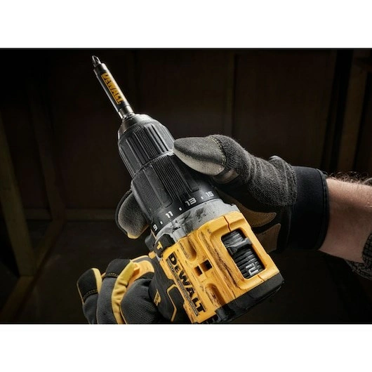 DeWalt 18V BL XR 68Nm 2x5Ah TSTAK rázový šroubovák DeWALT DCD100YP2T-QW