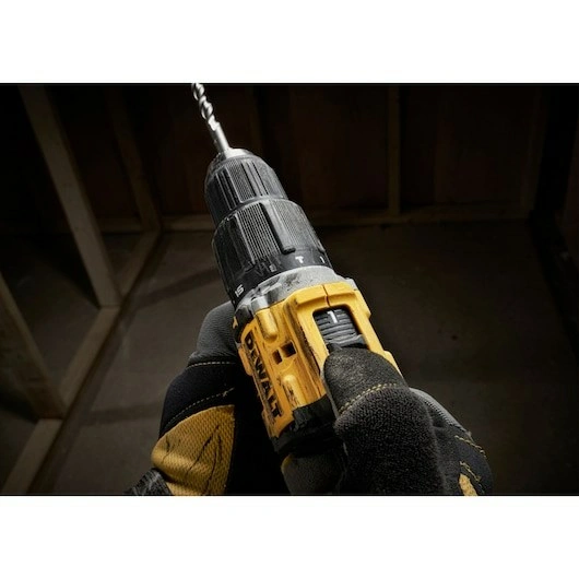 DeWalt 18V BL XR 68Nm 2x5Ah TSTAK rázový šroubovák DeWALT DCD100YP2T-QW