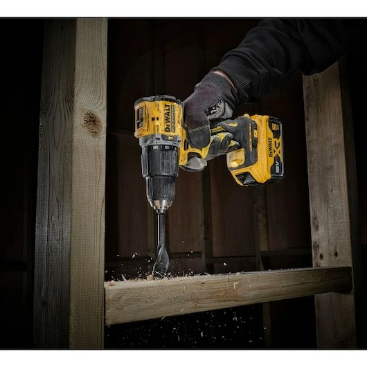 DeWalt 18V BL XR 68Nm 2x5Ah TSTAK rázový šroubovák DeWALT DCD100YP2T-QW