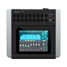 Behringer X18