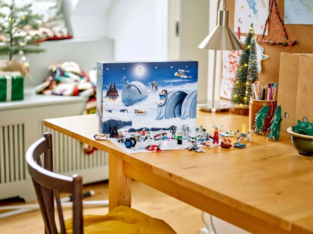 LEGO Star Wars 75395 Adventní kalendář 2024