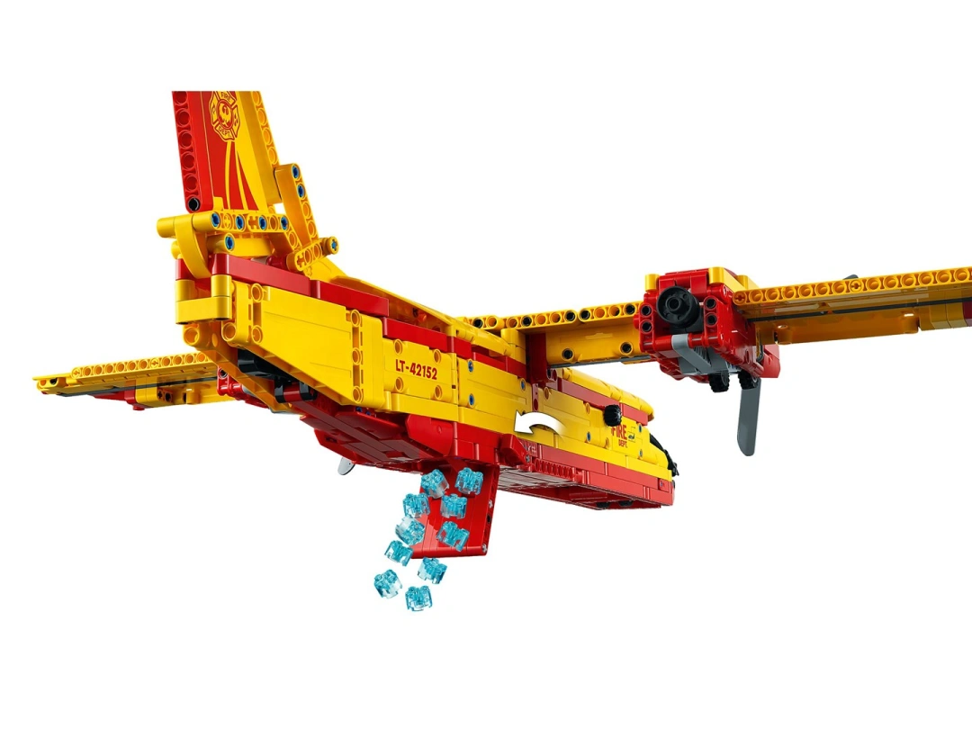 LEGO TECHNIC 42152 HASIČSKÉ LETADLO