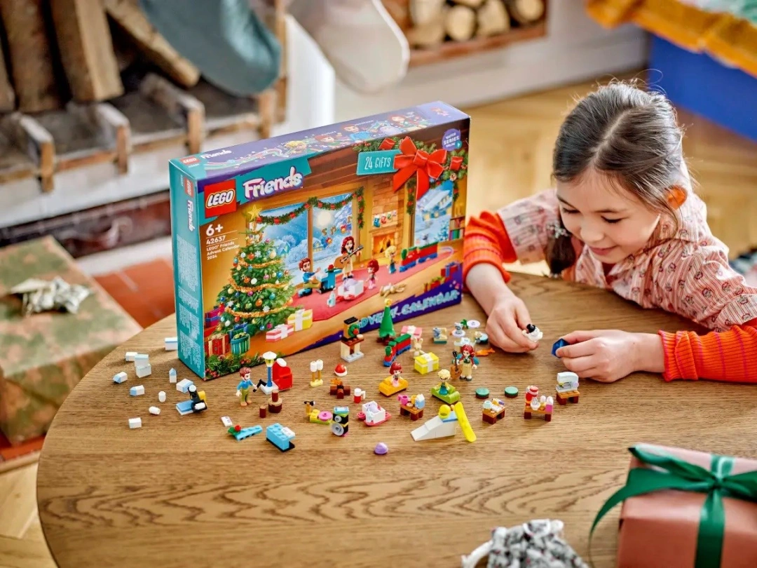 LEGO Friends 42637 Adventní kalendář 2024