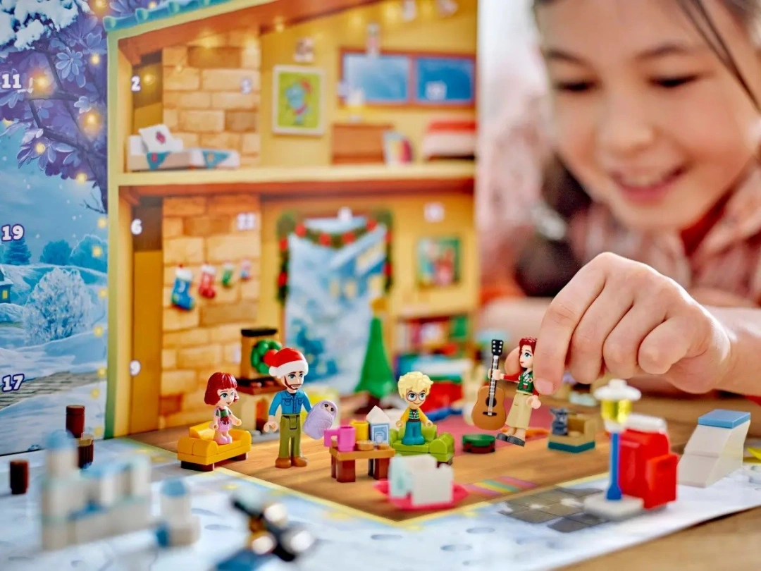 LEGO Friends 42637 Adventní kalendář 2024