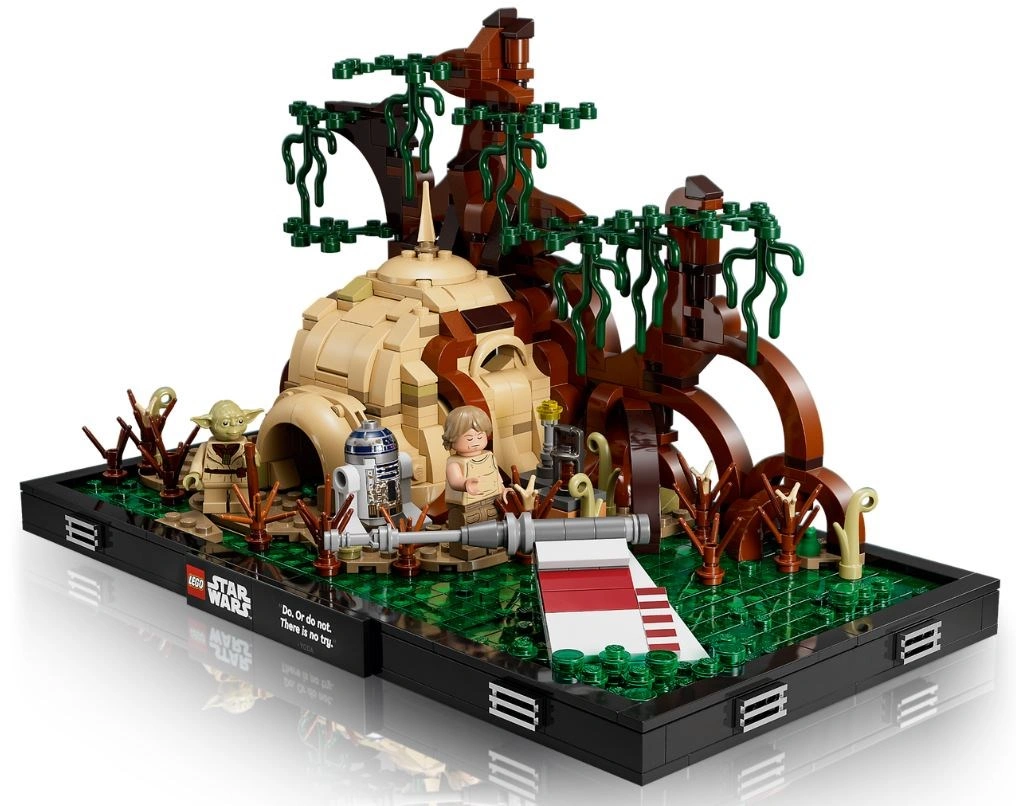 LEGO Star Wars 75330 Jediský trénink na planetě Dagobah diorama