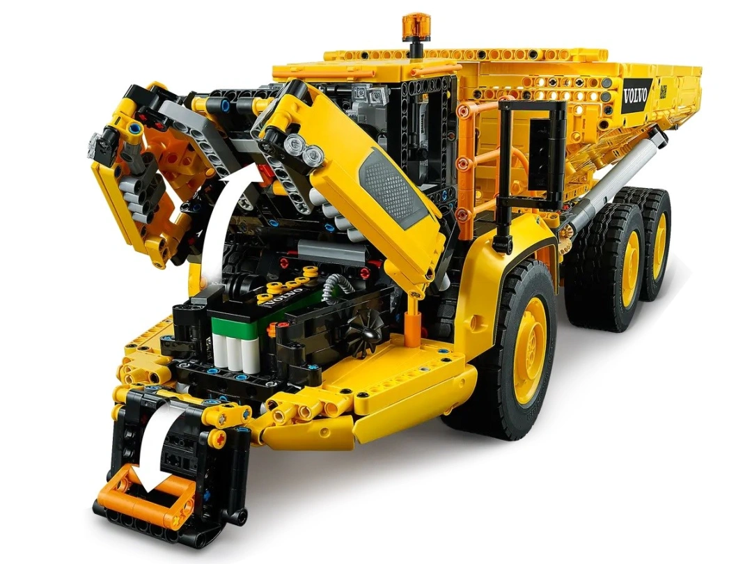 LEGO TECHNIC 42114 Kloubový tahač Volvo 6x6