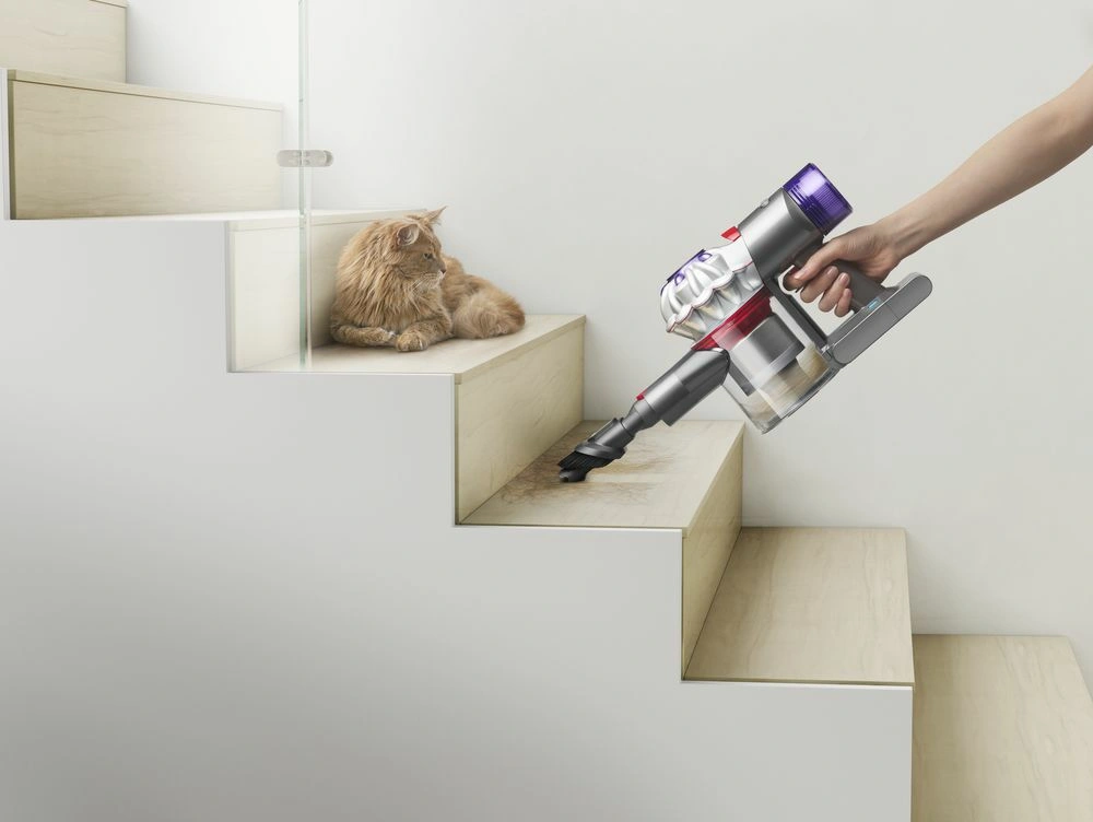 Dyson V8 Advanced, šedá