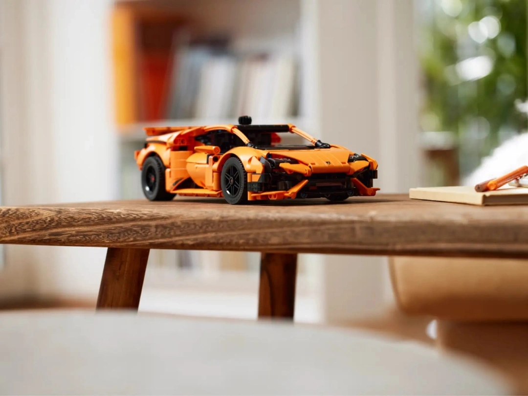 LEGO TECHNIC 42196 Lamborghini Huracán Tecnica Oranžový