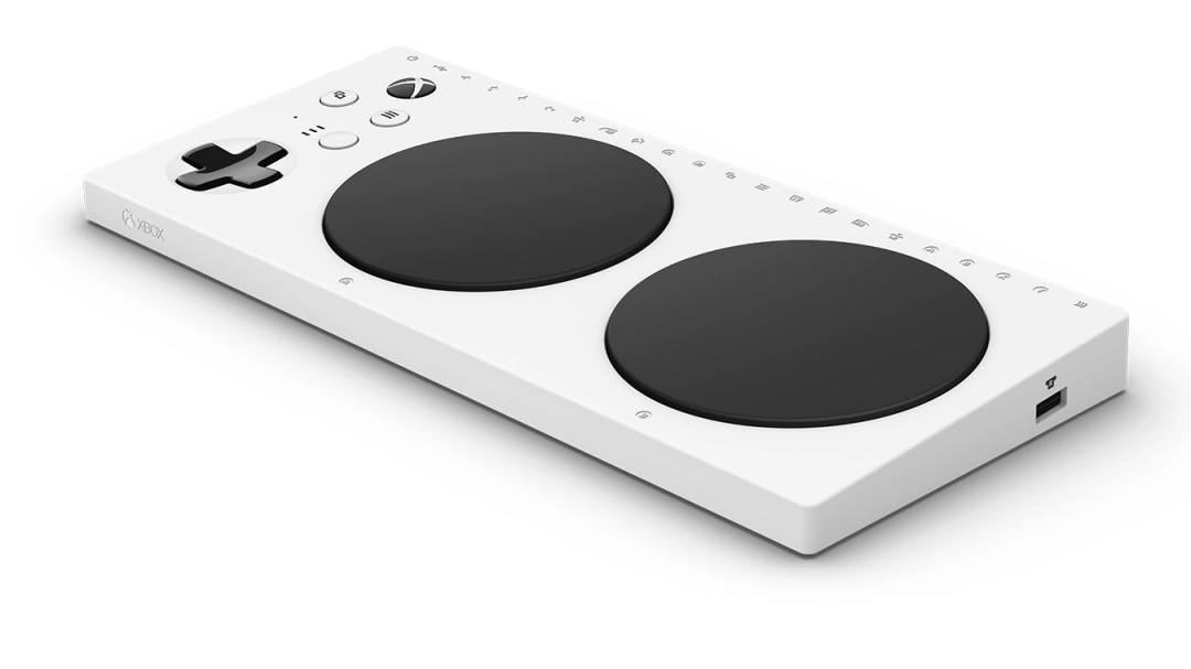 Xbox ONE Adaptive Controller, bílý (PC, Xbox ONE, Xbox Series)