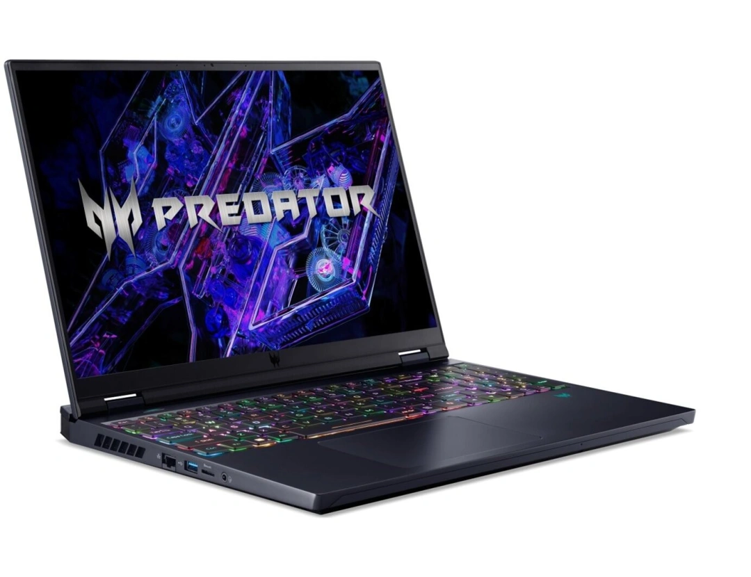 Acer Predator Helios 16 (PH16-72), černá