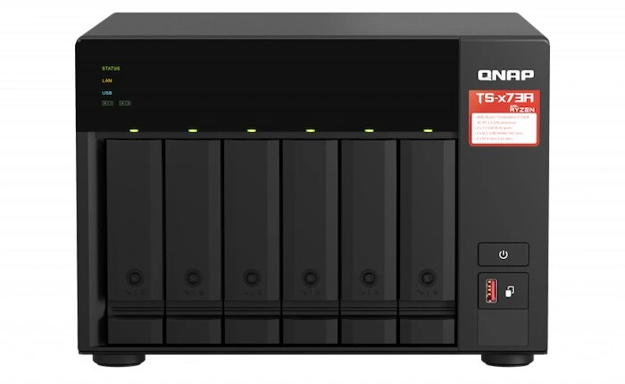 QNAP TS-673A-8G + QSW-1105-5T